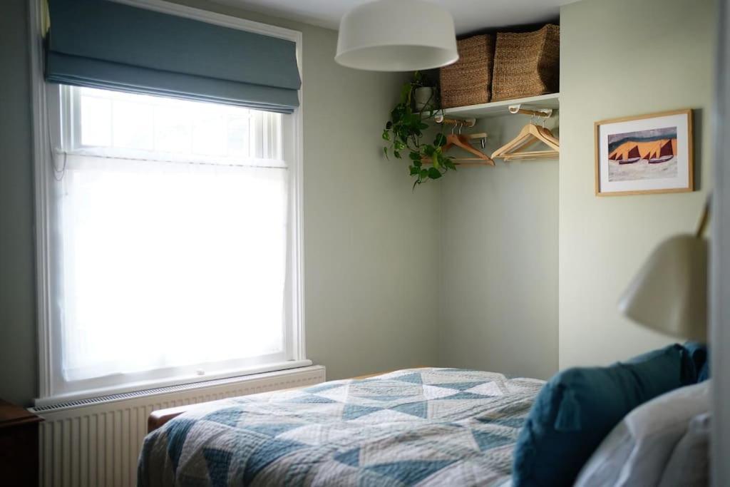 Northdene Cottage - Cosy Old Fisherman'S Cottage Two Mins From Sea - Free Parking - Wood Burning Stove - Roll Top Bath - Dog Friendly Deal Esterno foto