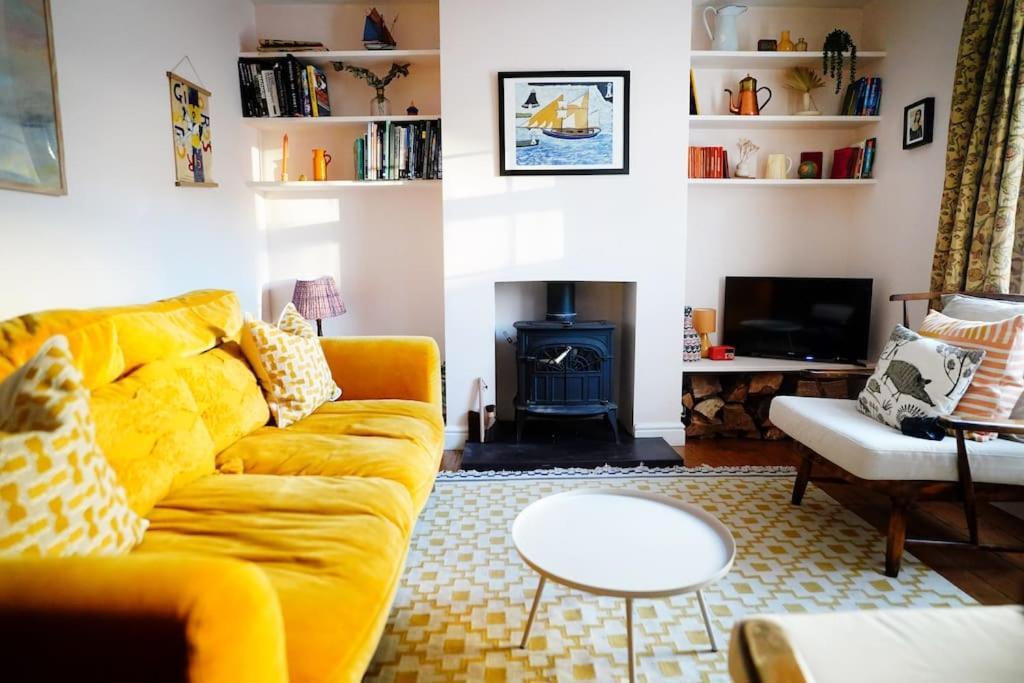 Northdene Cottage - Cosy Old Fisherman'S Cottage Two Mins From Sea - Free Parking - Wood Burning Stove - Roll Top Bath - Dog Friendly Deal Esterno foto
