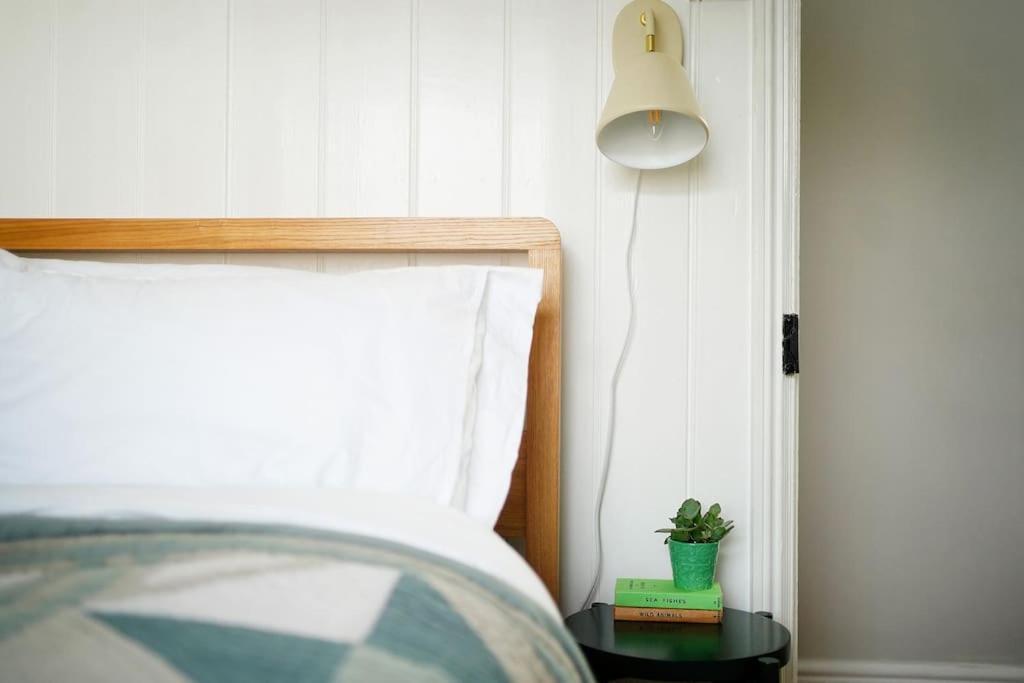 Northdene Cottage - Cosy Old Fisherman'S Cottage Two Mins From Sea - Free Parking - Wood Burning Stove - Roll Top Bath - Dog Friendly Deal Esterno foto